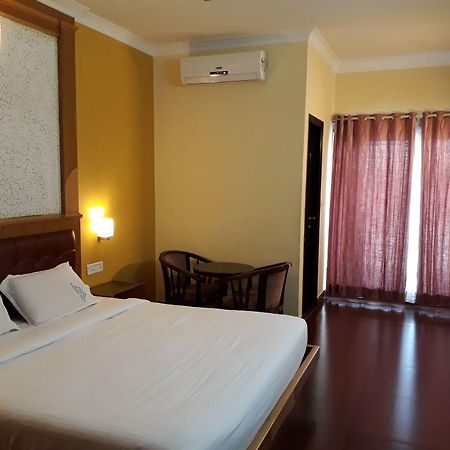 Akshaya Palace Inn Mysore Extérieur photo