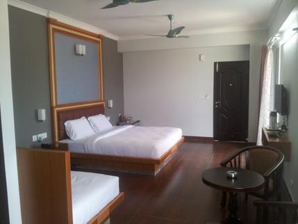 Akshaya Palace Inn Mysore Extérieur photo